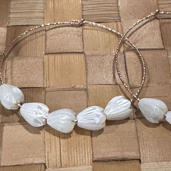 812. Yellow Gold Filled Sparkle Wire Mother of Pearl Pikake 1” Hoops - Picture 8 of 8
